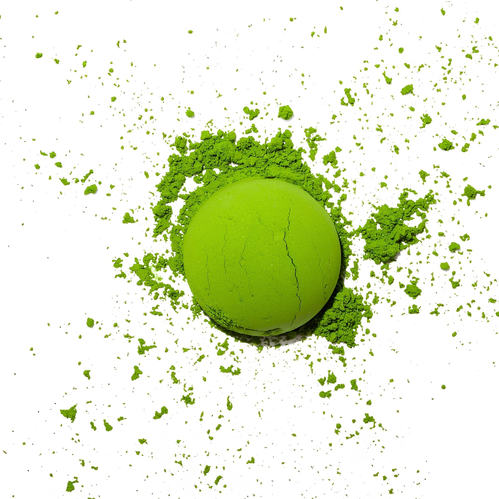 Daily Matcha por gömb alakban, lágy zöld textúra